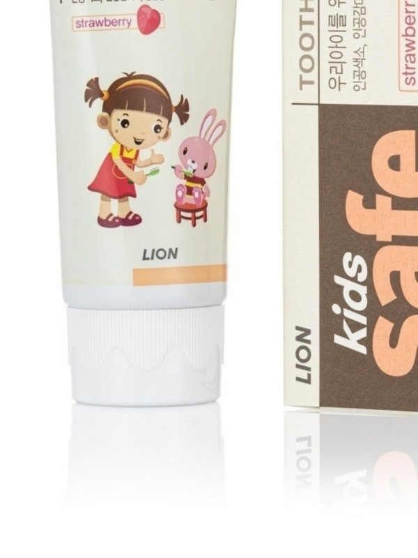 LION детская зубная паста со вкусом клубники "Kids safe" от 3-х до 12 лет 1